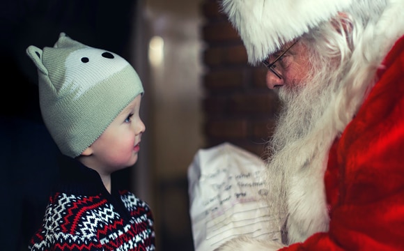 Que répondre aux doutes de l'enfant avec le père Noël ?